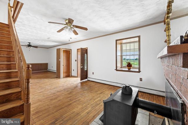 4071 KABLETOWN RD, Charles Town, WV 25414