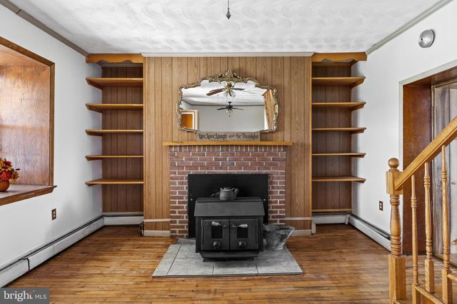 4071 KABLETOWN RD, Charles Town, WV 25414