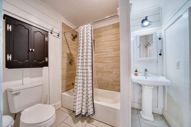 400 N Lake St., Waskom, TX 75692