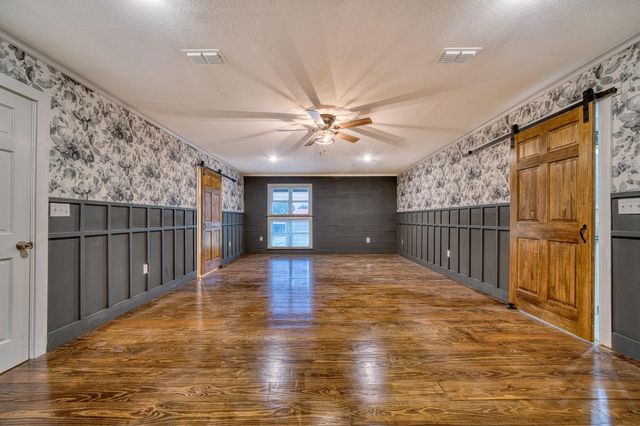 400 N Lake St., Waskom, TX 75692