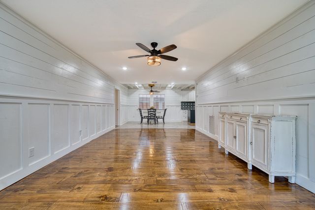 400 N Lake St., Waskom, TX 75692