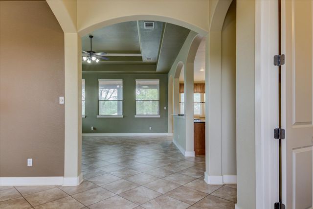 10242 Brangus RD, Driftwood, TX 78619