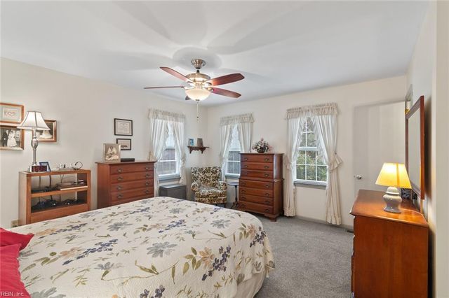 474 Dunmore DR, Newport News, VA 23602