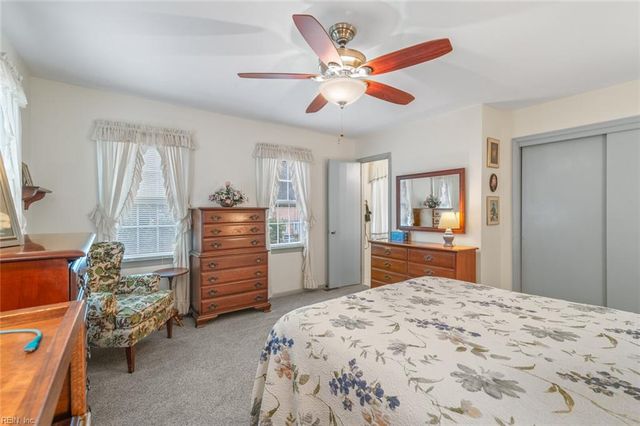 474 Dunmore DR, Newport News, VA 23602