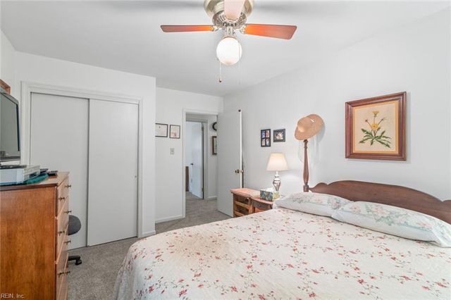 474 Dunmore DR, Newport News, VA 23602