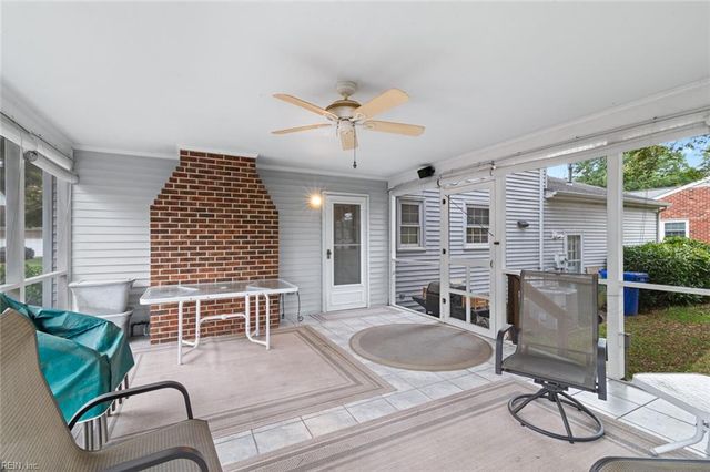 474 Dunmore DR, Newport News, VA 23602