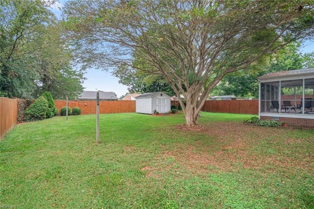 474 Dunmore DR, Newport News, VA 23602