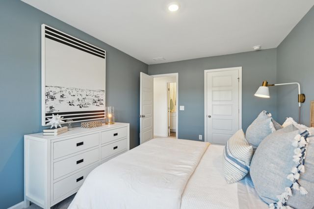 724 Ridgley Drive, Summerville, SC 29486