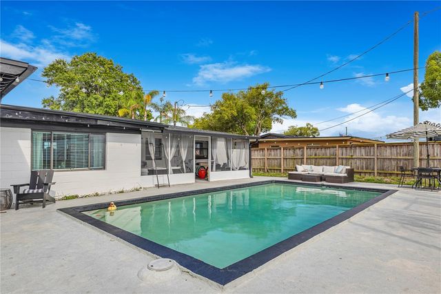 1632 HOLLIS DRIVE, Orlando, FL 32822