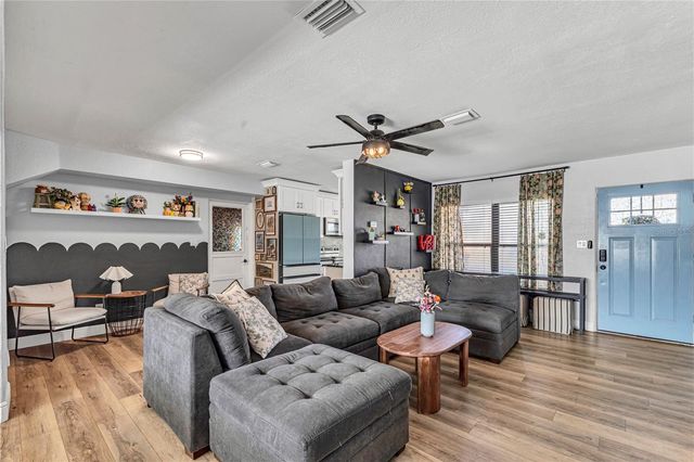 1632 HOLLIS DRIVE, Orlando, FL 32822