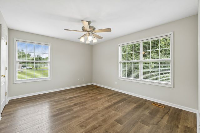2501 Golden Pond Ln, Spring Hill, TN 37174