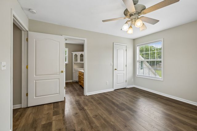 2501 Golden Pond Ln, Spring Hill, TN 37174