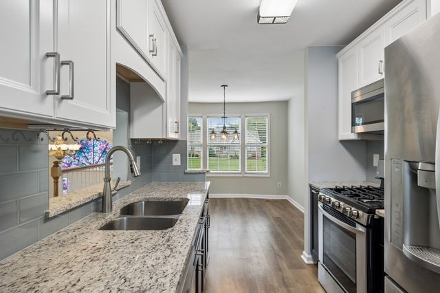2501 Golden Pond Ln, Spring Hill, TN 37174
