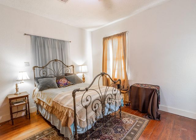 1415 Avenue K, Galveston, TX 77550