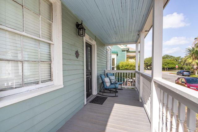 1415 Avenue K, Galveston, TX 77550