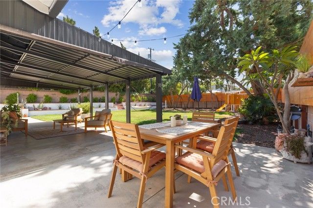 23546 Community, West Hills (los Angeles), CA 91304