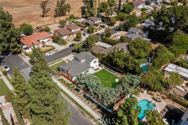 23546 Community, West Hills (los Angeles), CA 91304