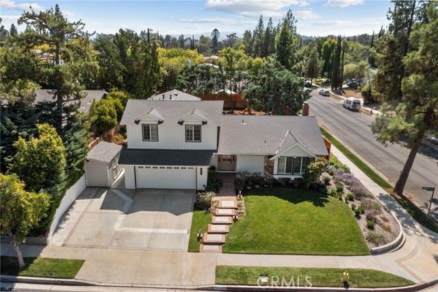 23546 Community, West Hills (los Angeles), CA 91304