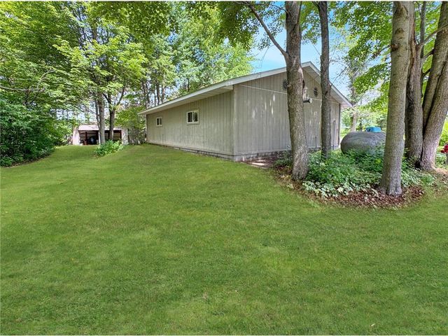 1622 US Highway 8, Saint Croix Falls, WI 54024
