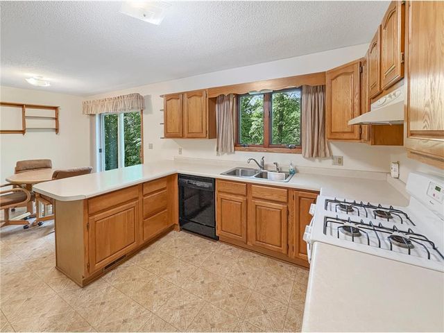 1622 US Highway 8, Saint Croix Falls, WI 54024