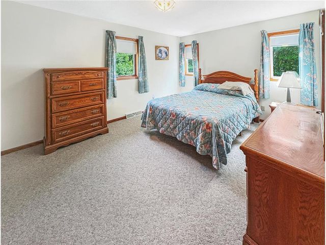 1622 US Highway 8, Saint Croix Falls, WI 54024