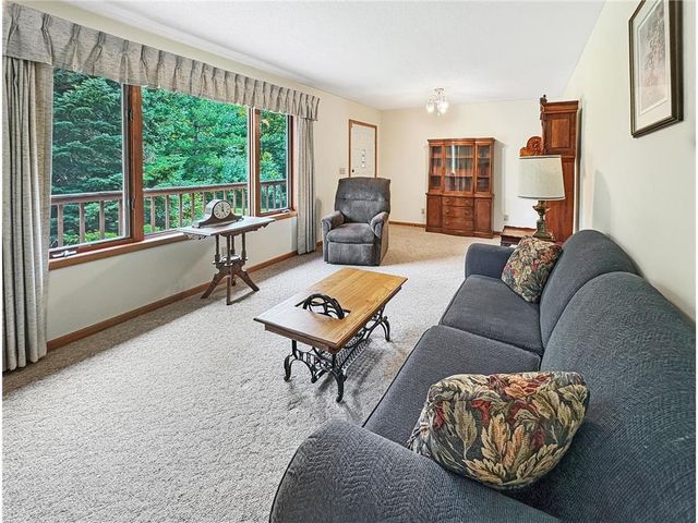 1622 US Highway 8, Saint Croix Falls, WI 54024