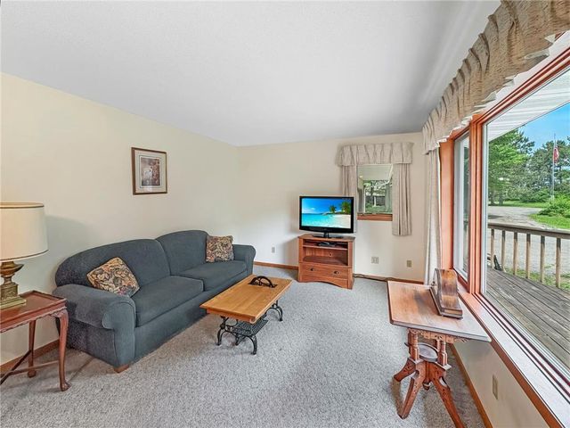 1622 US Highway 8, Saint Croix Falls, WI 54024