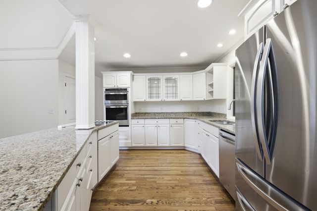 7030 Willowick Dr, Brentwood, TN 37027