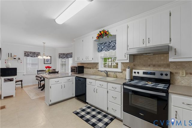7450 Lake Terrell Dr, Hanover, VA 23111