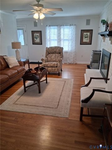 7450 Lake Terrell Dr, Hanover, VA 23111