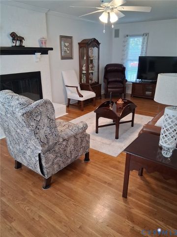 7450 Lake Terrell Dr, Hanover, VA 23111