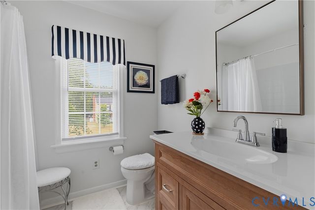 7450 Lake Terrell Dr, Hanover, VA 23111