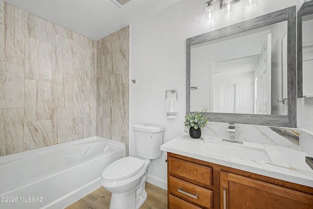 6399 S Sunrise Valley Drive, Tucson, AZ 85706