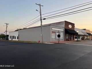101 W Main Street, Carthage, MS 39051