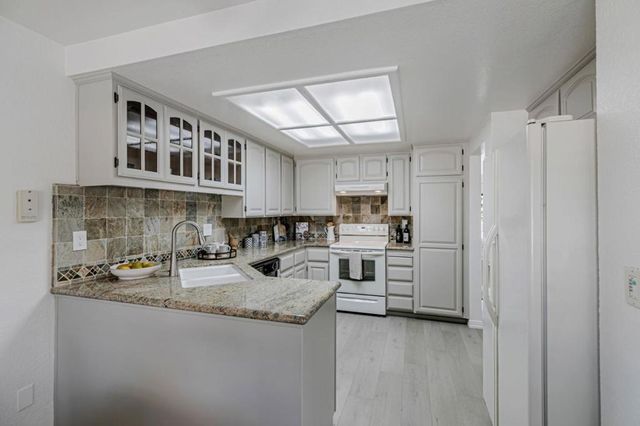 3230 Lake Albano Circle, San Jose, CA 95135