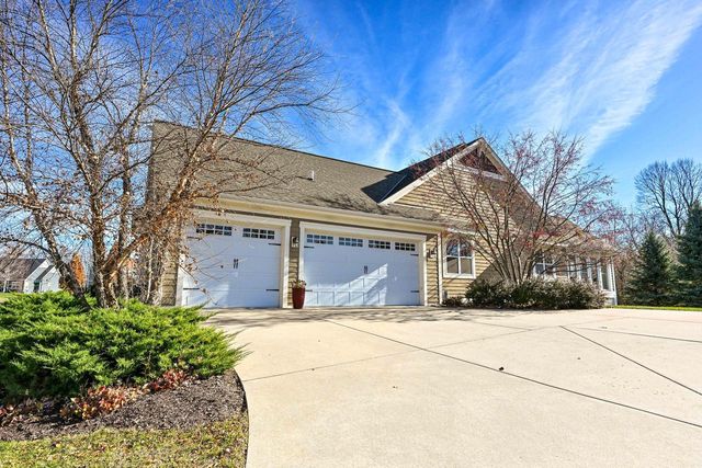 1535 Coventry COURT, Hubertus, WI 53033