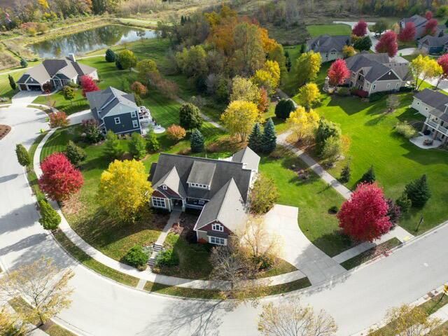 1535 Coventry COURT, Hubertus, WI 53033