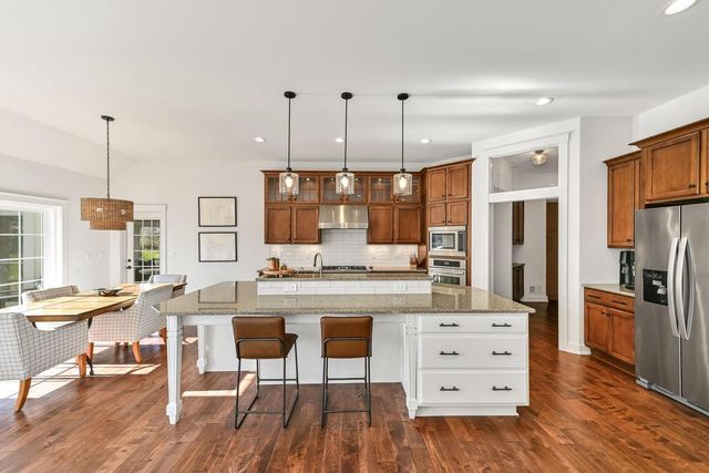 1535 Coventry COURT, Hubertus, WI 53033