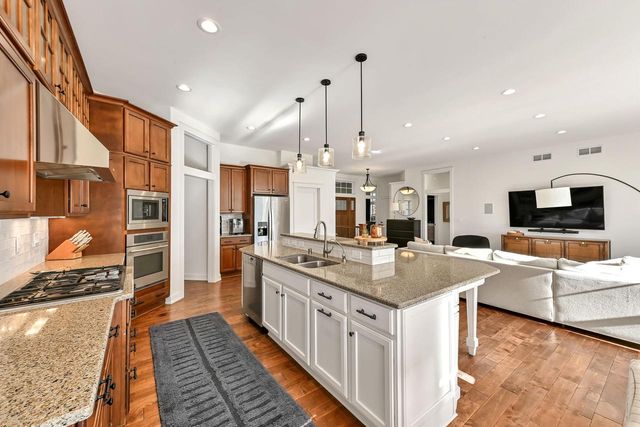 1535 Coventry COURT, Hubertus, WI 53033