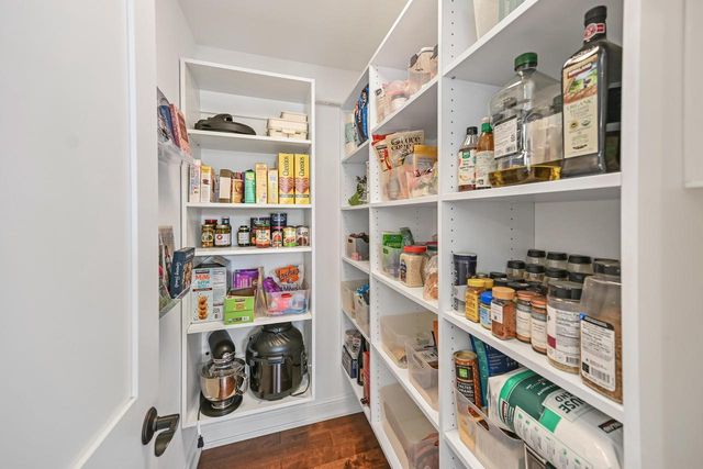 1535 Coventry COURT, Hubertus, WI 53033