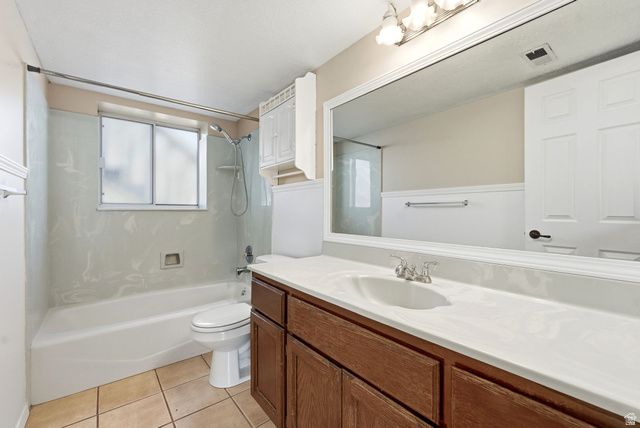 5141 S 2975 W, Roy, UT 84067