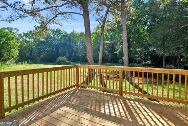150 Thornton Drive, Fayetteville, GA 30214