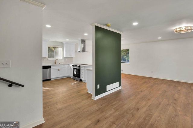 150 Thornton Drive, Fayetteville, GA 30214