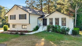 150 Thornton Drive, Fayetteville, GA 30214