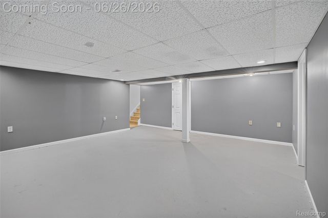 7660 Louise Court, Westland, MI 48185