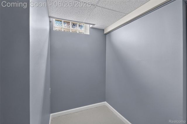 7660 Louise Court, Westland, MI 48185