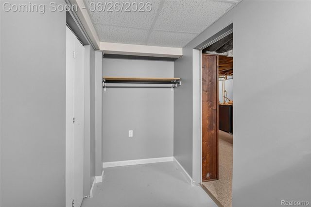 7660 Louise Court, Westland, MI 48185