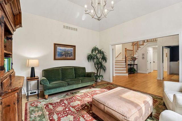 1514 Fargo Boulevard, Geneva, IL 60134