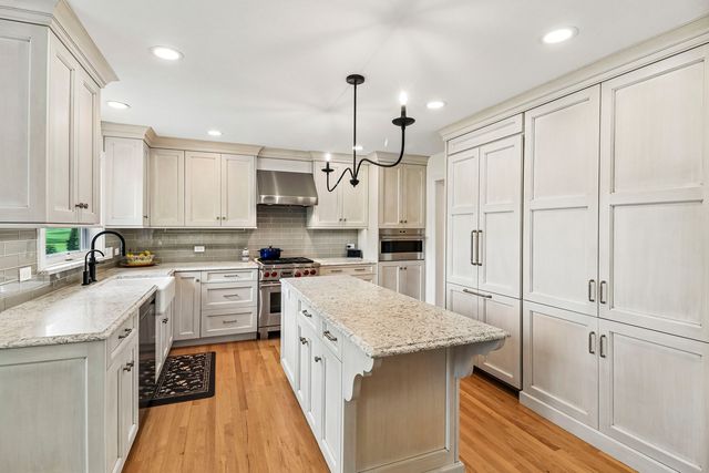 1514 Fargo Boulevard, Geneva, IL 60134