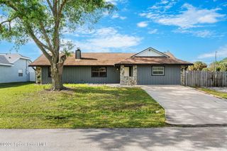364 Hatcher Street SE, Palm Bay, FL 32909